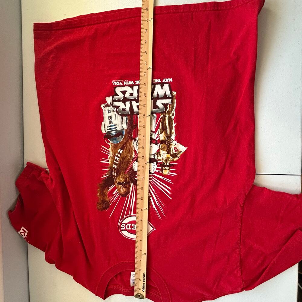 Cincinnati Reds Star Wars May the 4th Be With You Red T-Shirt Sz XL - Picture 4 of 9